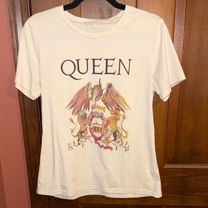 Vintage Queen T-Shirt